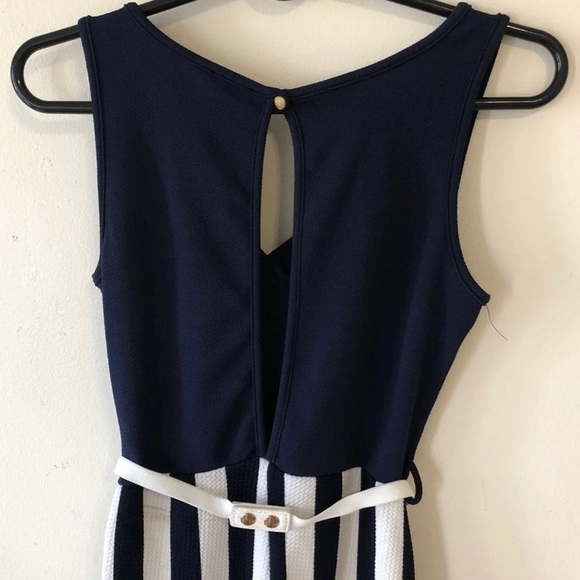 Blue & white jumpsuit - Picture 3 of 6